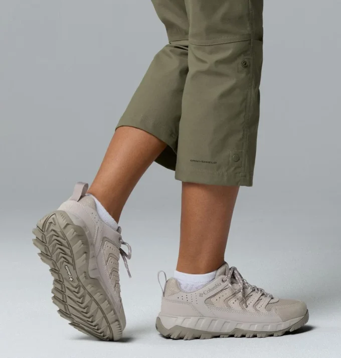 Damen Strata Trail™ Low Schuh – weit Damen Strata Trail™ Low Schuh – weit