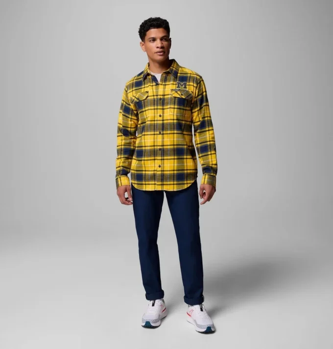 Herren-Flanellhemd mit langen Ärmeln und Collegiate Flare Gun™-Motiv – Michigan