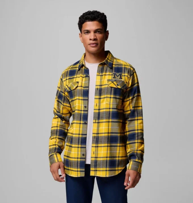Herren-Flanellhemd mit langen Ärmeln und Collegiate Flare Gun™-Motiv – Michigan