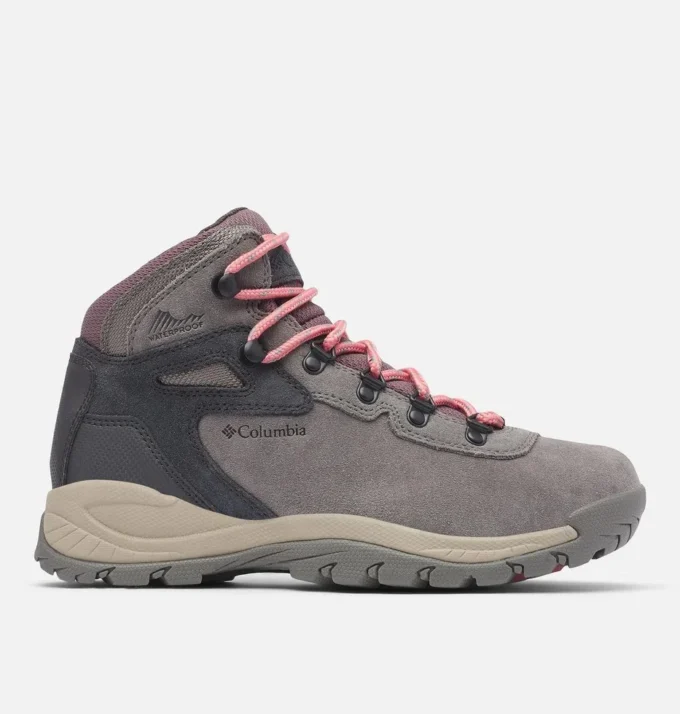 Newton Ridge™ Plus Waterproof Amped Wanderschuh für Damen – weit Newton Ridge™ Plus Waterproof Amped Wanderschuh für Damen – weit
